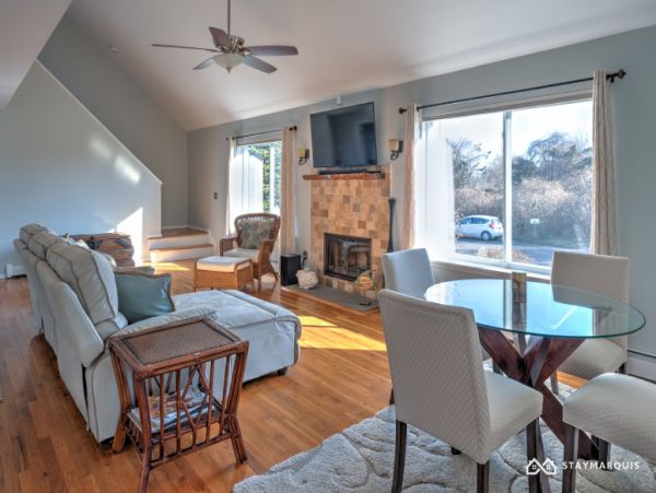 Hamptons Home 1020704