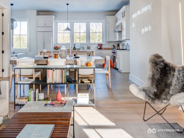 Hamptons Home 1020705