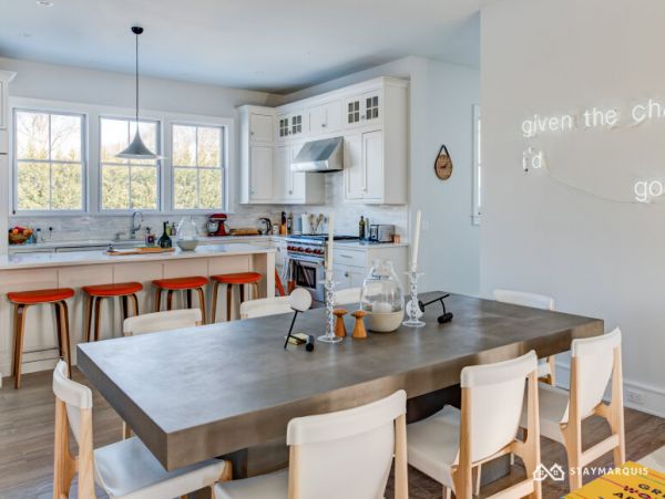 Hamptons Home 1020705