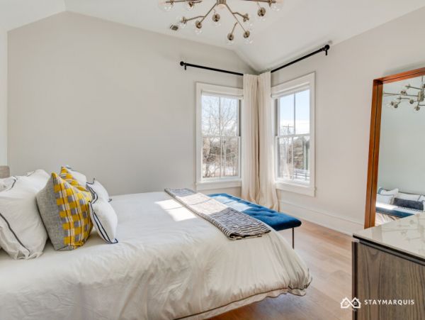 Hamptons Home 1020705