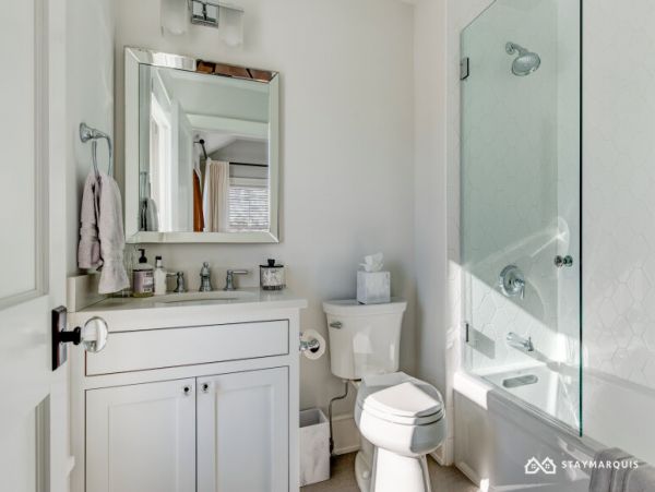 Hamptons Home 1020705