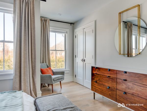 Hamptons Home 1020705