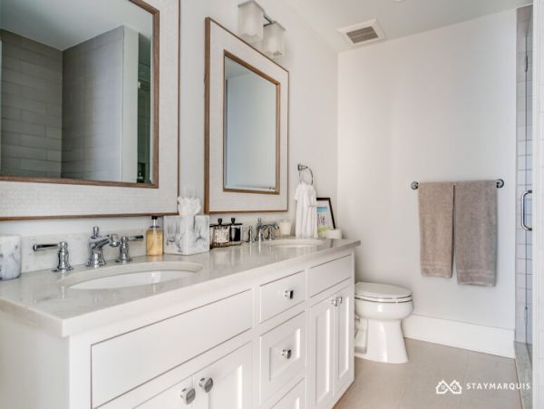 Hamptons Home 1020705