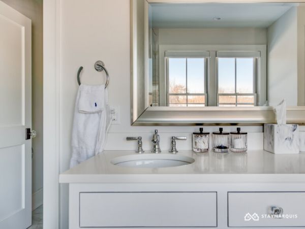 Hamptons Home 1020705