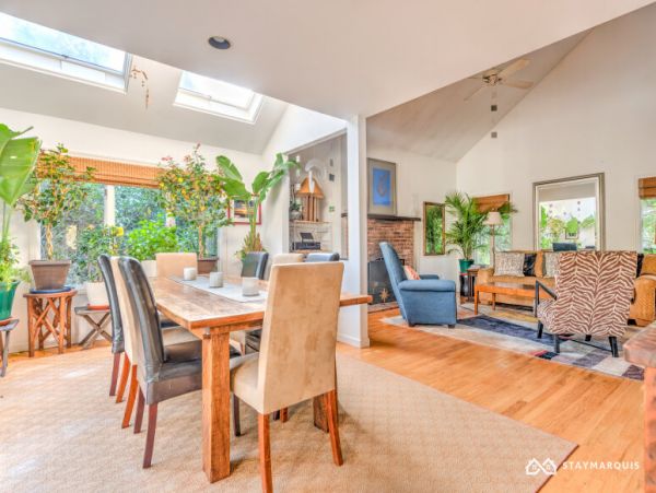 Hamptons Home 1020707