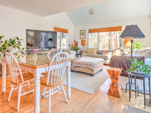 Hamptons Home 1020707
