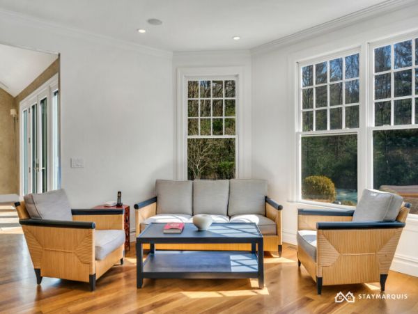 Hamptons Home 1020709