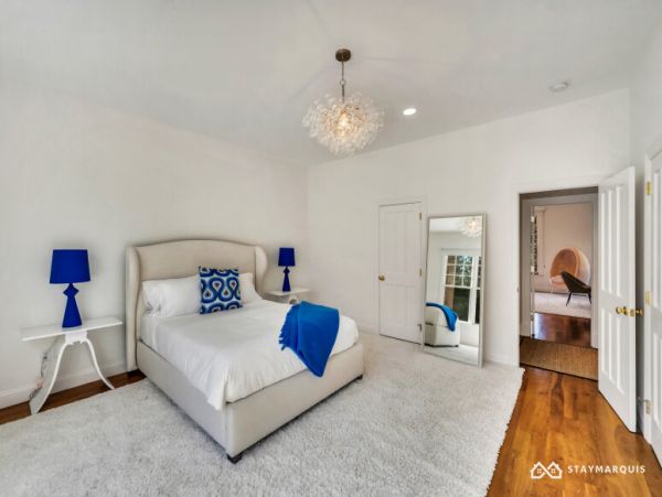 Hamptons Home 1020709