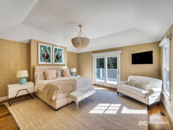 Hamptons Home 1020709