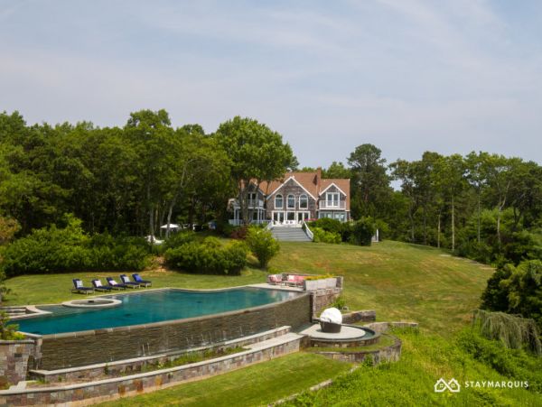 Hamptons Home 1020713