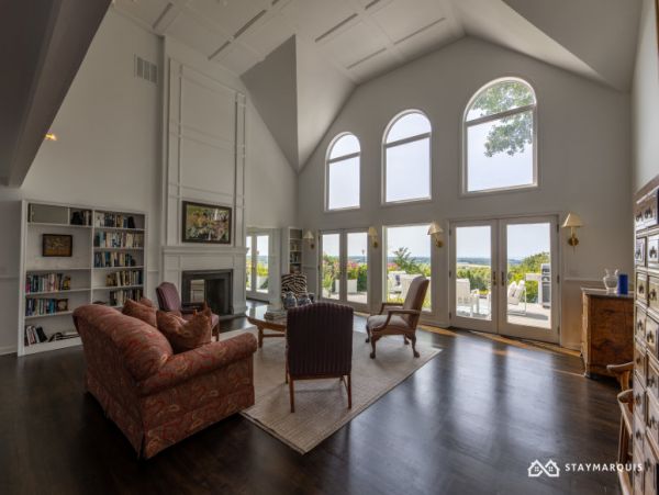 Hamptons Home 1020713