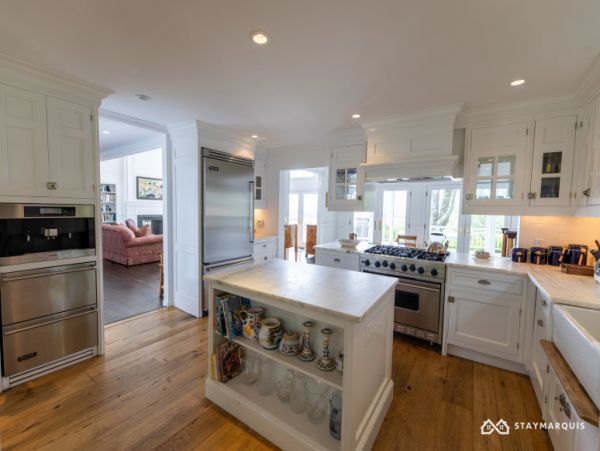 Hamptons Home 1020713