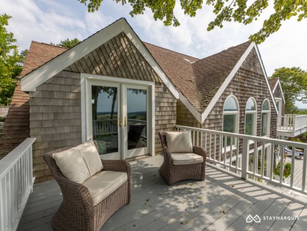 Hamptons Home 1020713