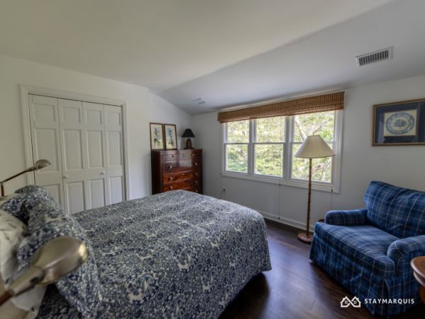 Hamptons Home 1020713