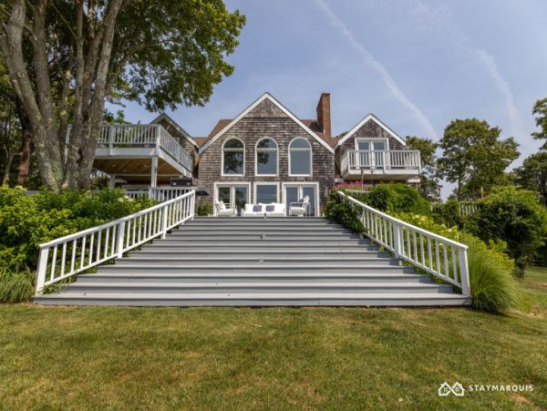 Hamptons Home 1020713