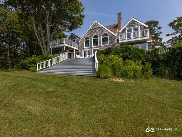 Hamptons Home 1020713