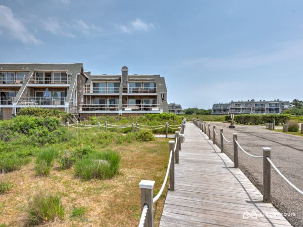 Hamptons Home 1020714