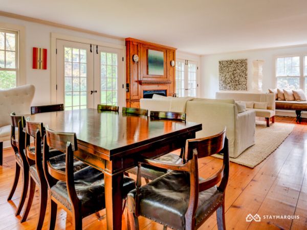 Hamptons Home 1020716