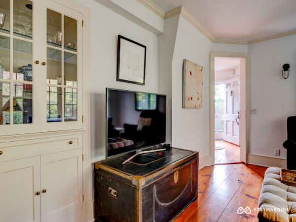 Hamptons Home 1020716