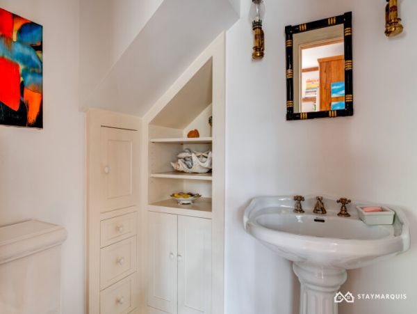 Hamptons Home 1020716
