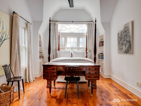 Hamptons Home 1020716