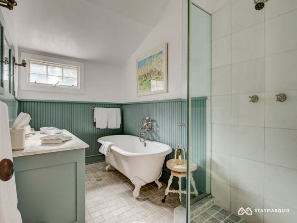 Hamptons Home 1020716