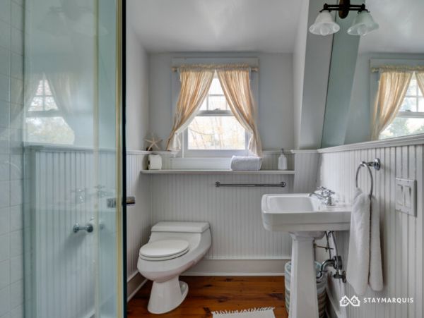 Hamptons Home 1020716