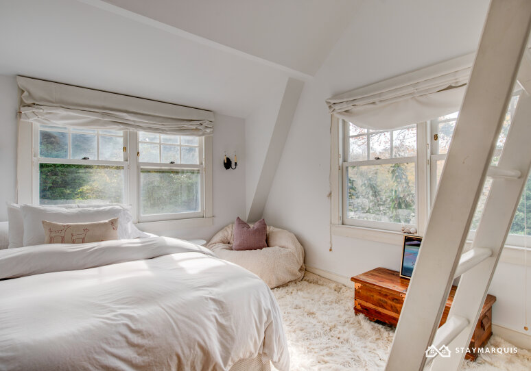 Hamptons Home 1020716