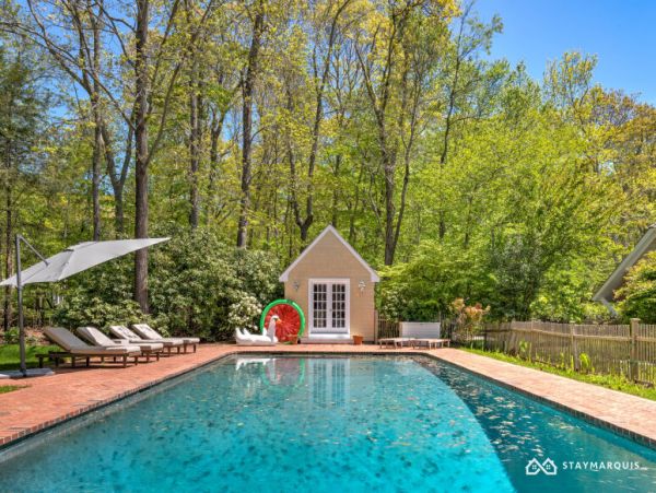 Hamptons Home 1020717