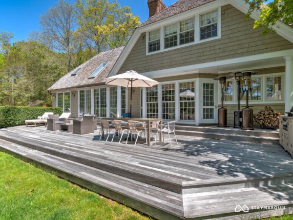 Hamptons Home 1020717