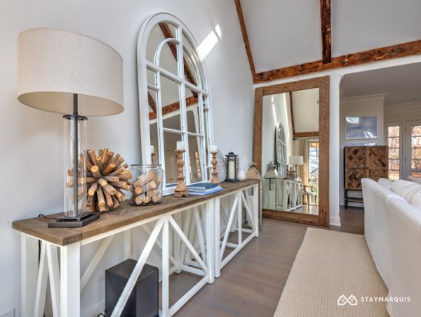 Hamptons Home 1020717