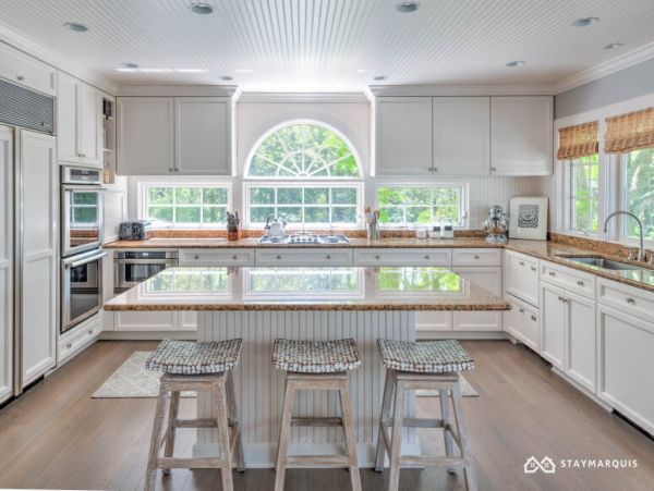 Hamptons Home 1020717