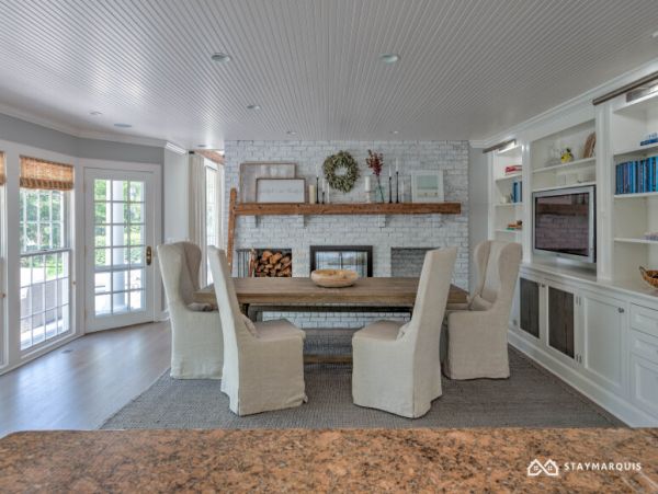 Hamptons Home 1020717