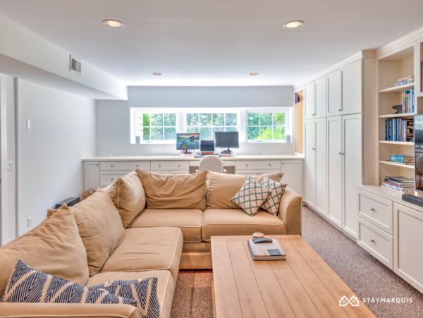 Hamptons Home 1020717