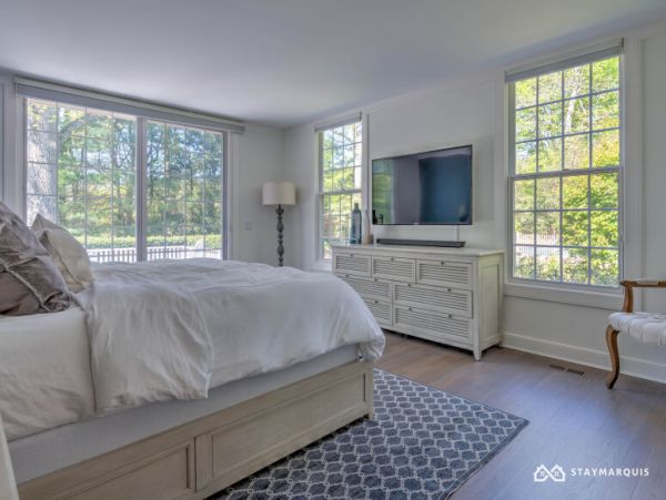 Hamptons Home 1020717