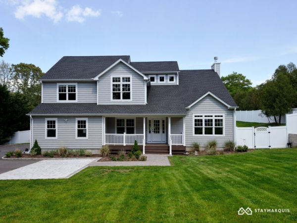 Hamptons Home 1020718