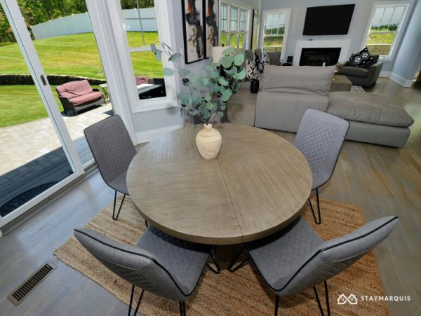 Hamptons Home 1020718