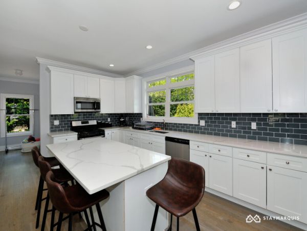 Hamptons Home 1020718