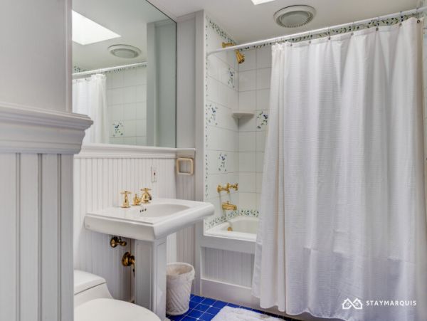 Hamptons Home 1020720