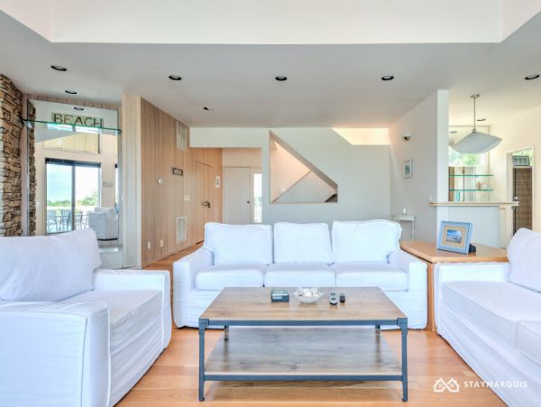 Hamptons Home 1020723