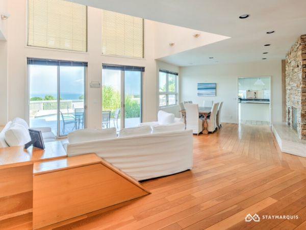 Hamptons Home 1020723