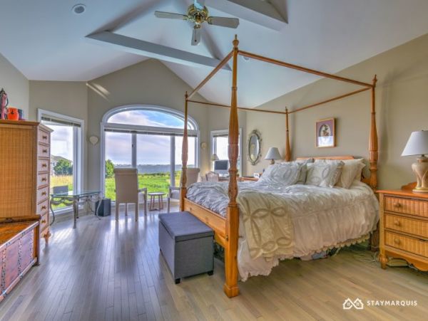 Hamptons Home 1020724