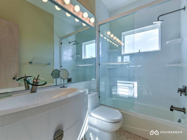 Hamptons Home 1020724