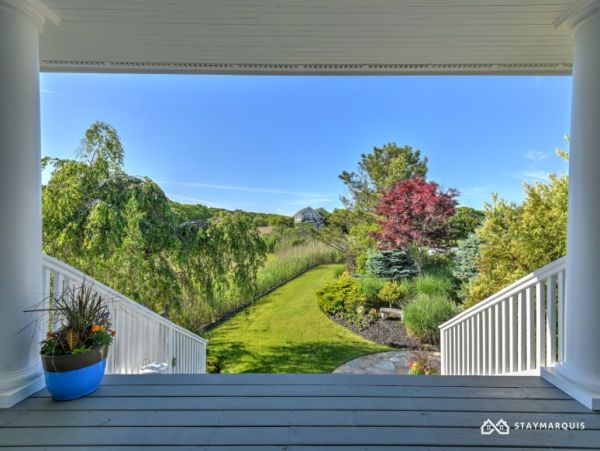 Hamptons Home 1020724