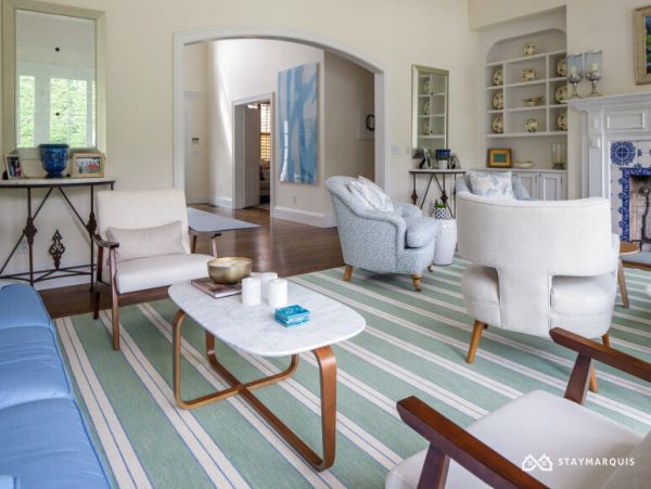 Hamptons Home 1020726