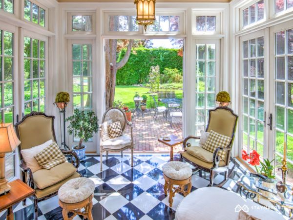 Hamptons Home 1020727
