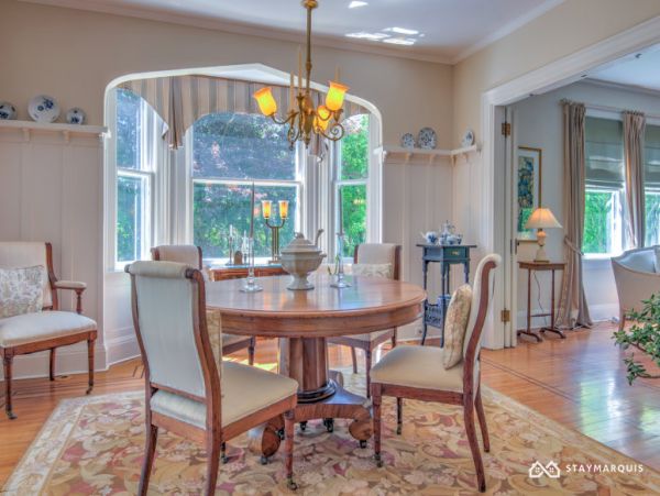 Hamptons Home 1020727
