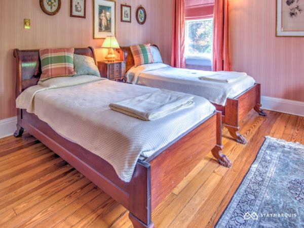 Hamptons Home 1020727