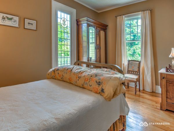 Hamptons Home 1020727