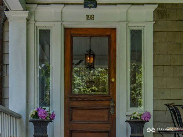 Hamptons Home 1020727